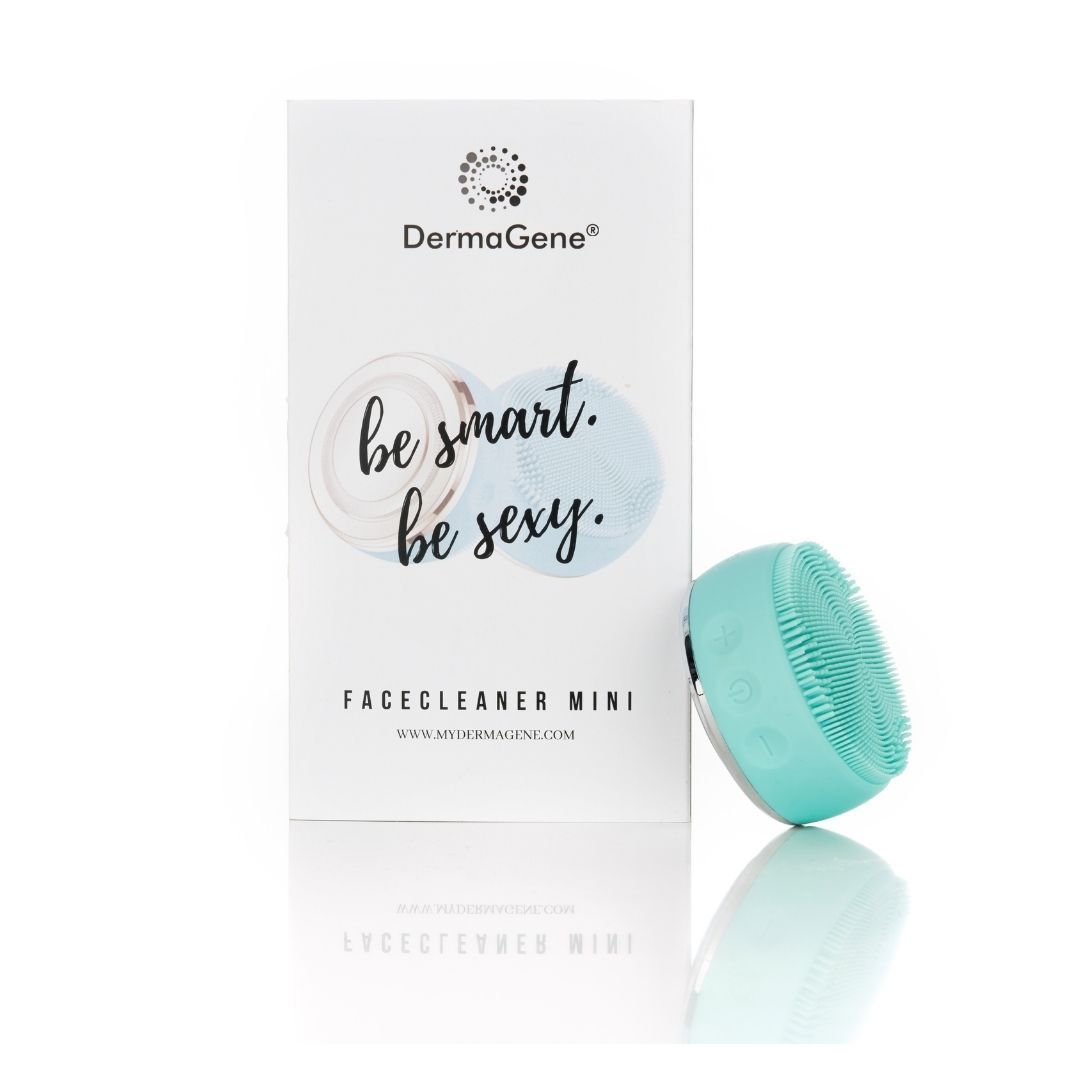 DermaGene® Face Cleaner Mini 4in1 Szónikus Arctisztító Készülék Mikroárammal, Hő általi kezeléssel és Fényterápiával 